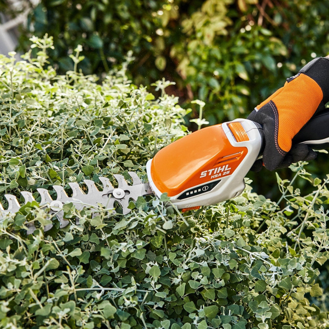 Stihl HSA26 Battery Garden Shears Kit
