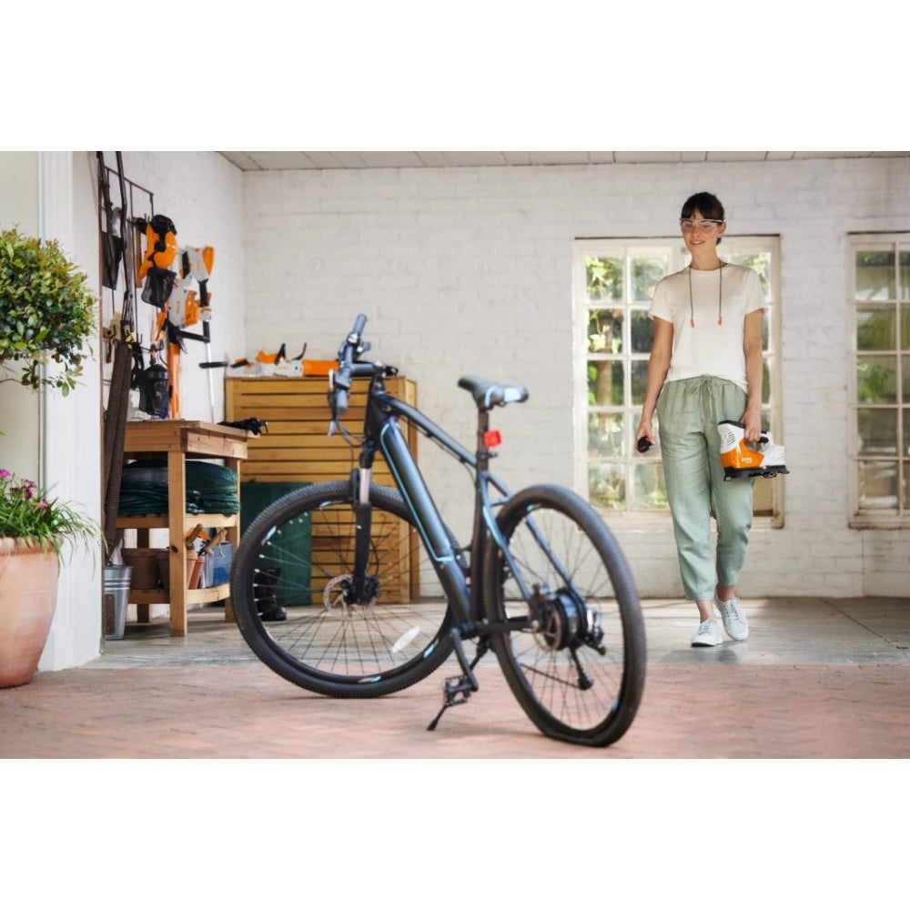 STIHL KOA 20 Battery Air Compressor (Skin Only)